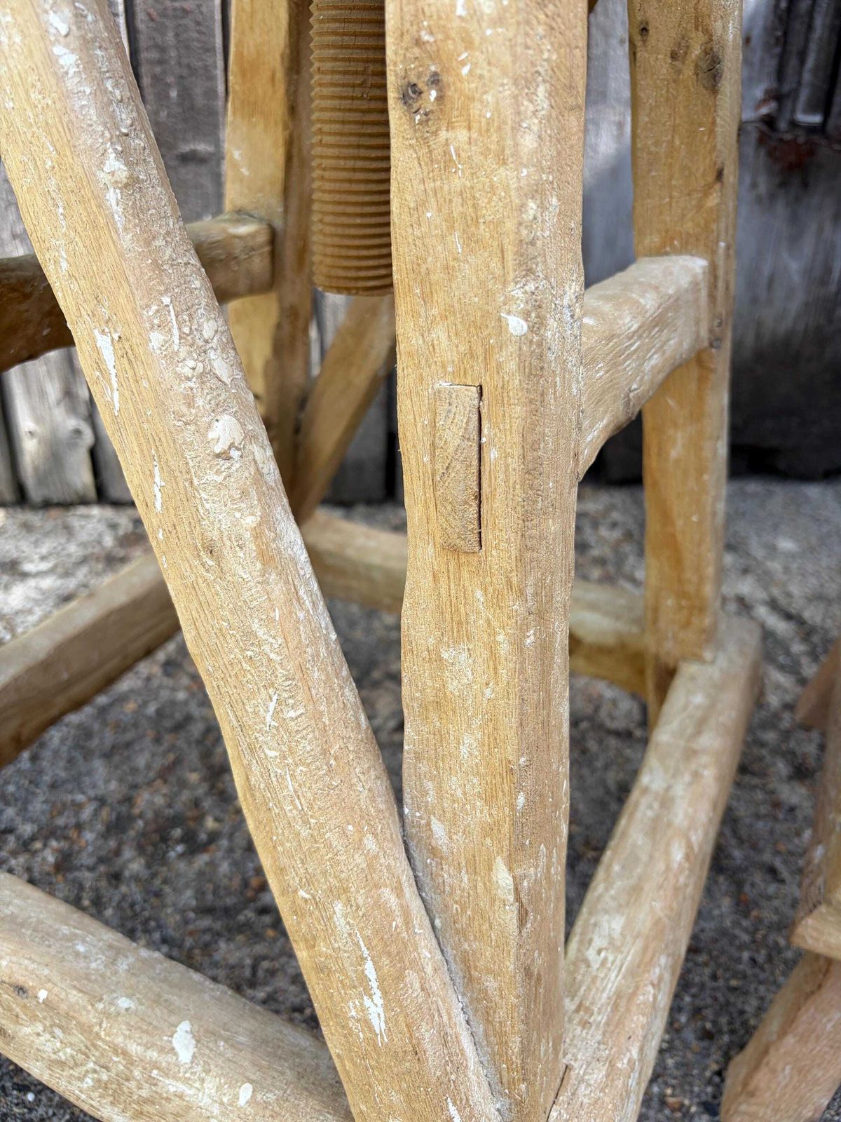 photo vinterior Pair Of Adjustable White Oak Sculpture Stands | Fsc Oak Display Pedestals