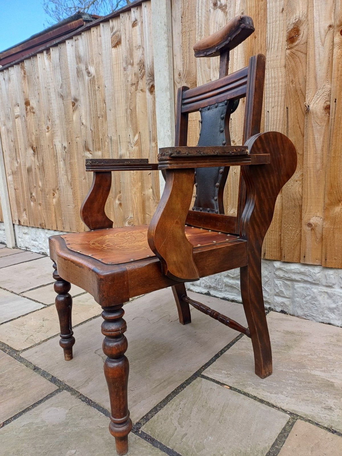 502.0 Rare Scottish Antique Barbers Chair Woth Makers Name photo