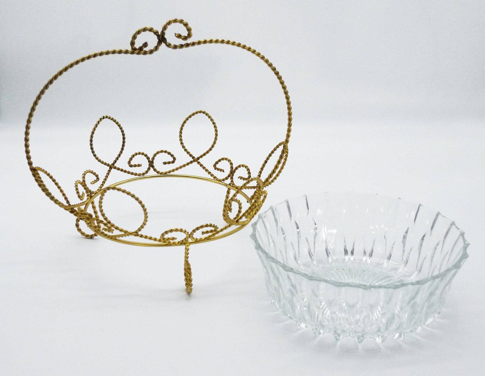 Vintage Franse Ormolu glazen schaal, mand, tafelstuk photo vintage