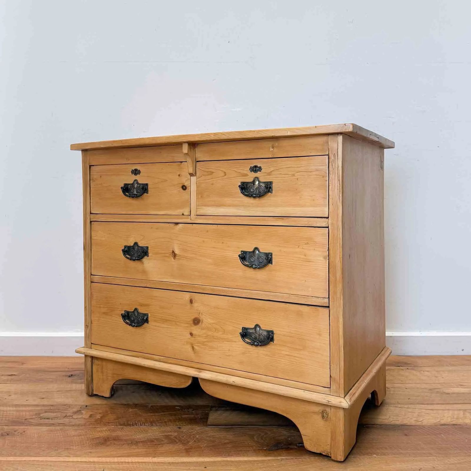 Edwardian Pine Chest Of Drawers photo for sale