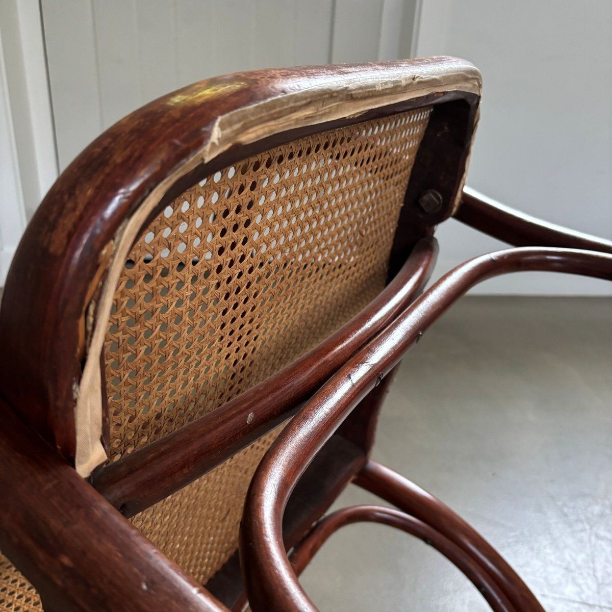 photo furniture Model Nr. 2 Barbier Chair From Thonet, Austria, Late 1800s