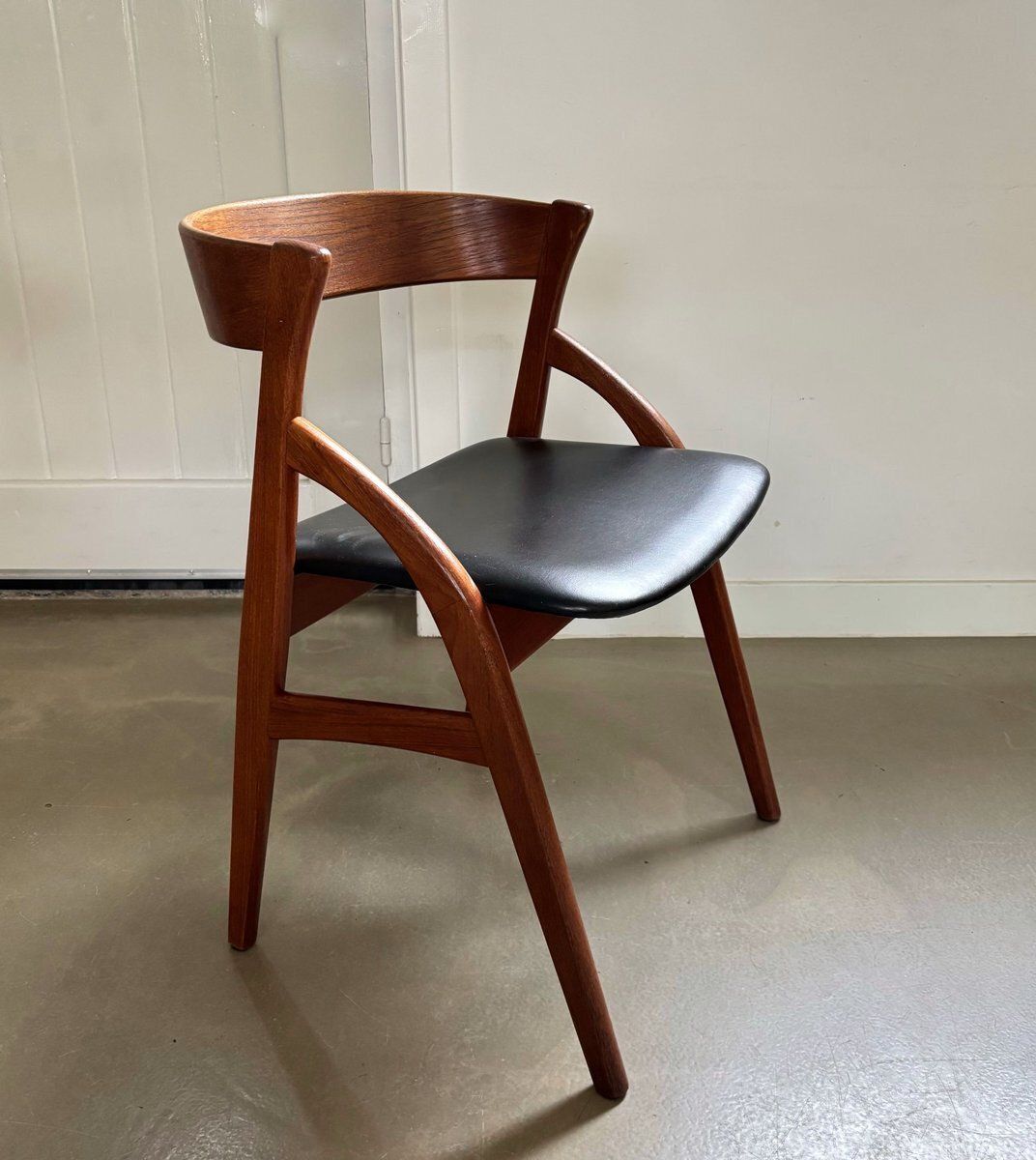 Teak Dining Chair From Dyrlund A/S Smith Furniture, Denmark, 1960s photo 325.0