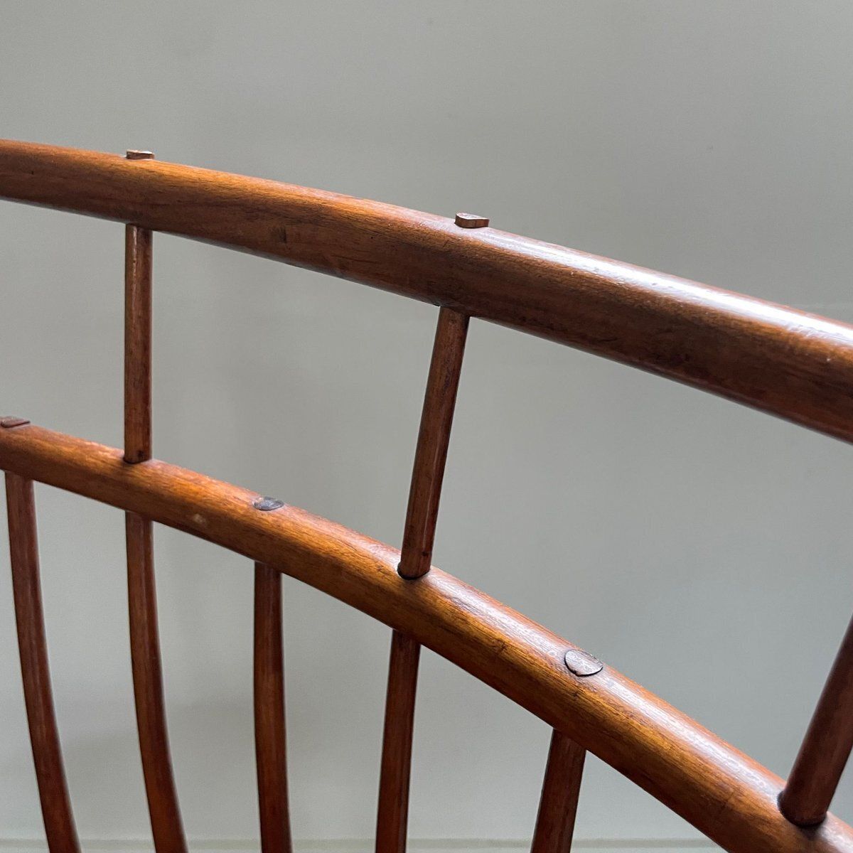 photo furniture Windsor Chair, USA, 1920s