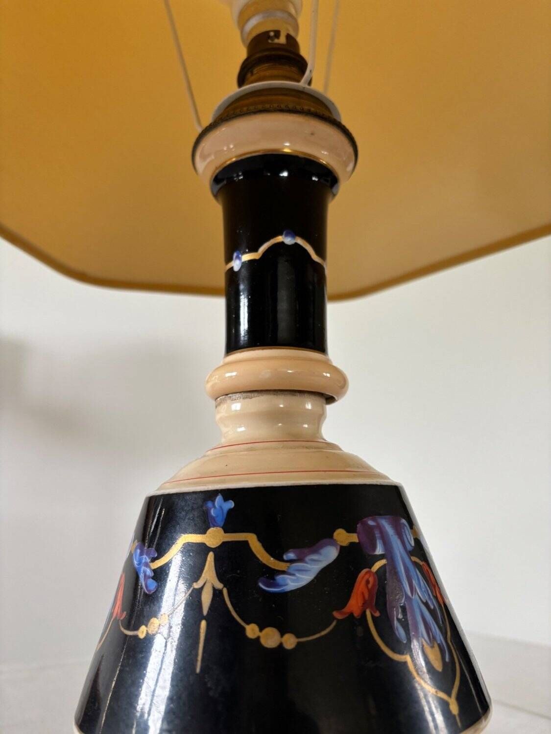 Art Deco Table Lamp In Glazed And Gilded Porcelain, 20th Century photo 165.0
