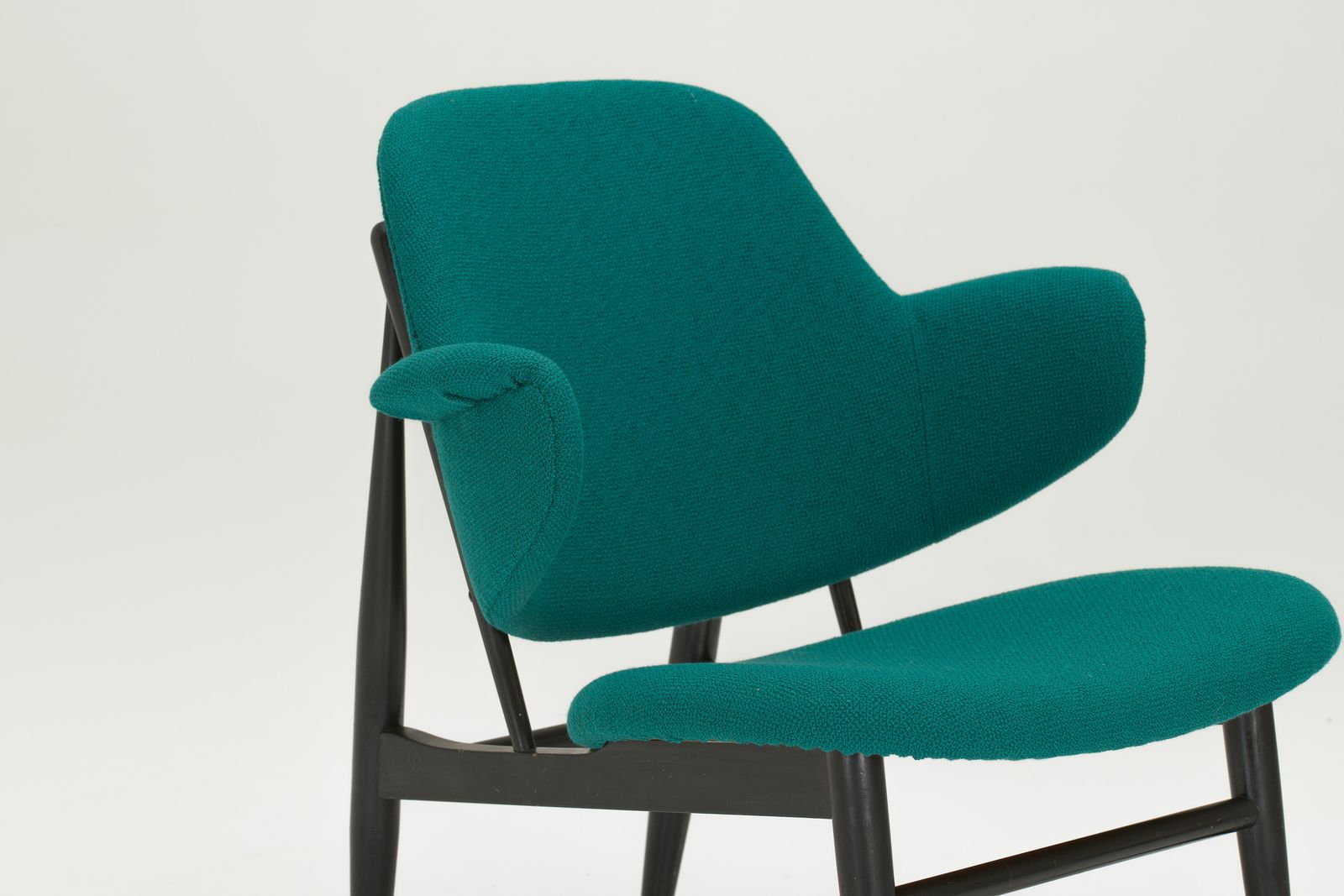 photo for sale Shell Lounge Chair   Ib Kofod Larsen