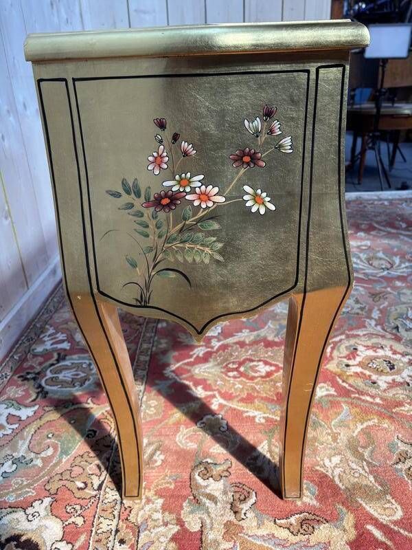 268.0 Chest Of Drawers In Gilded Wood photo