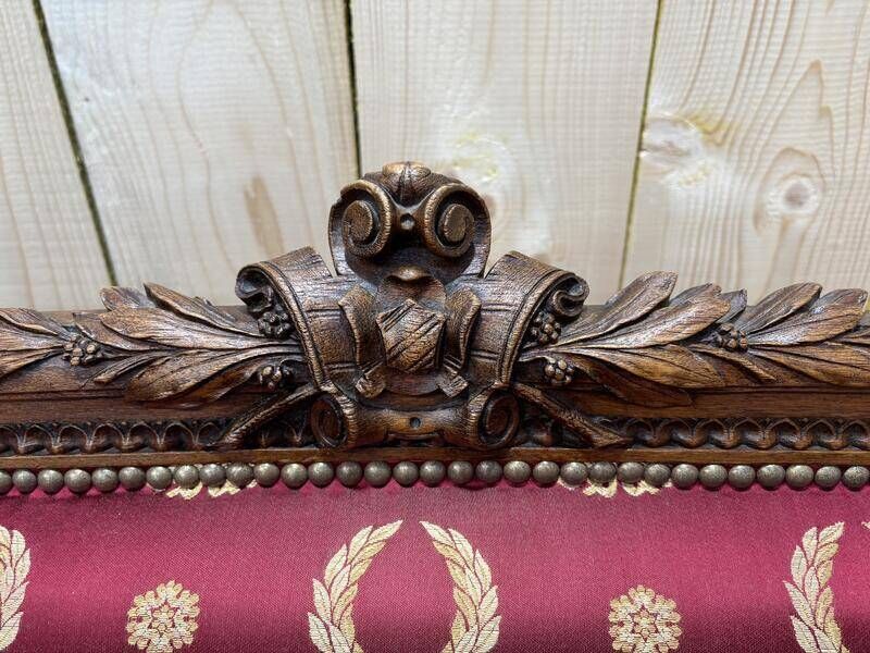photo furniture Louis XVI Style Bench In Burgundy Fabric