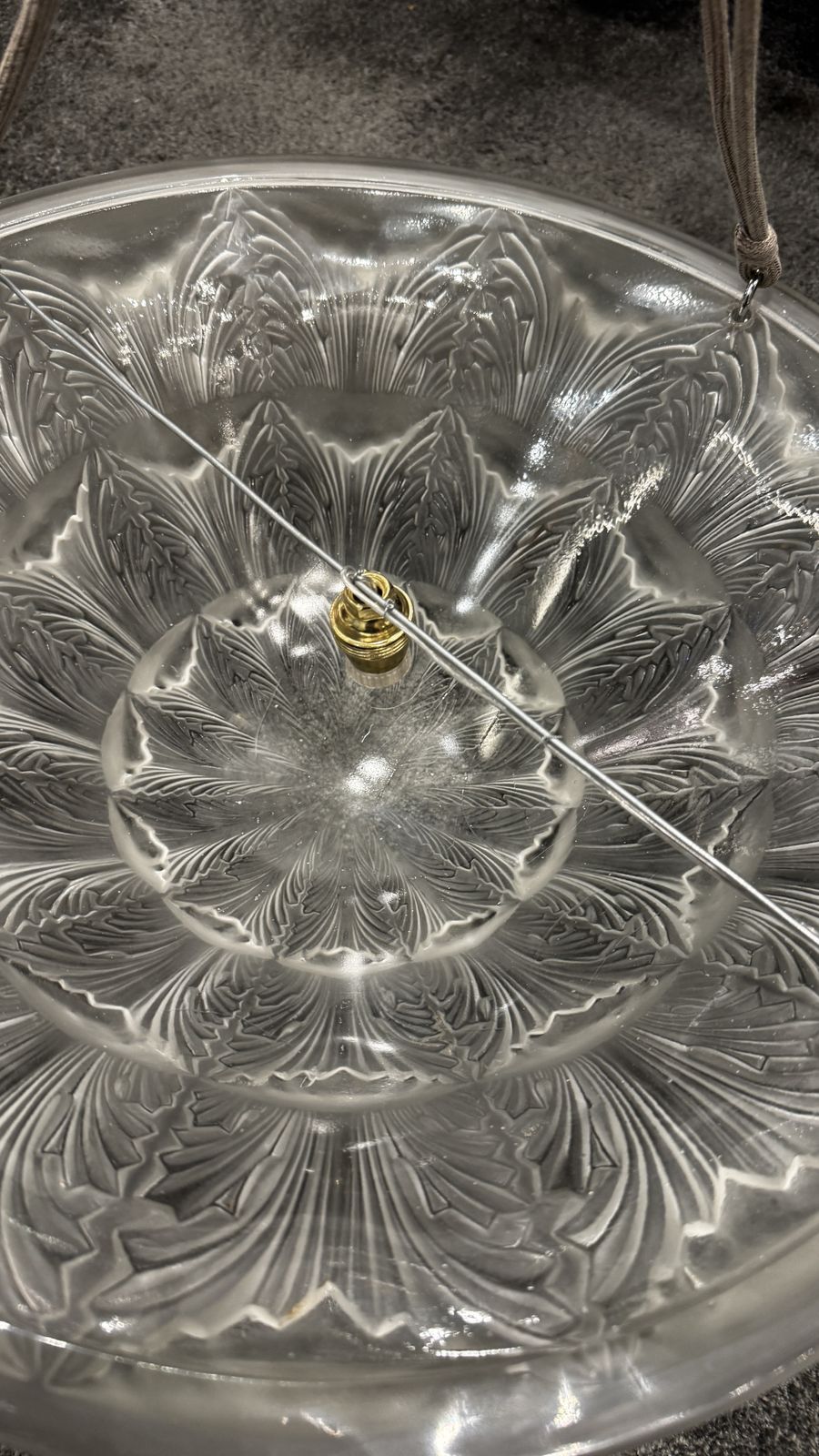 A R.Lalique Acanthes Chandelier photo vintage