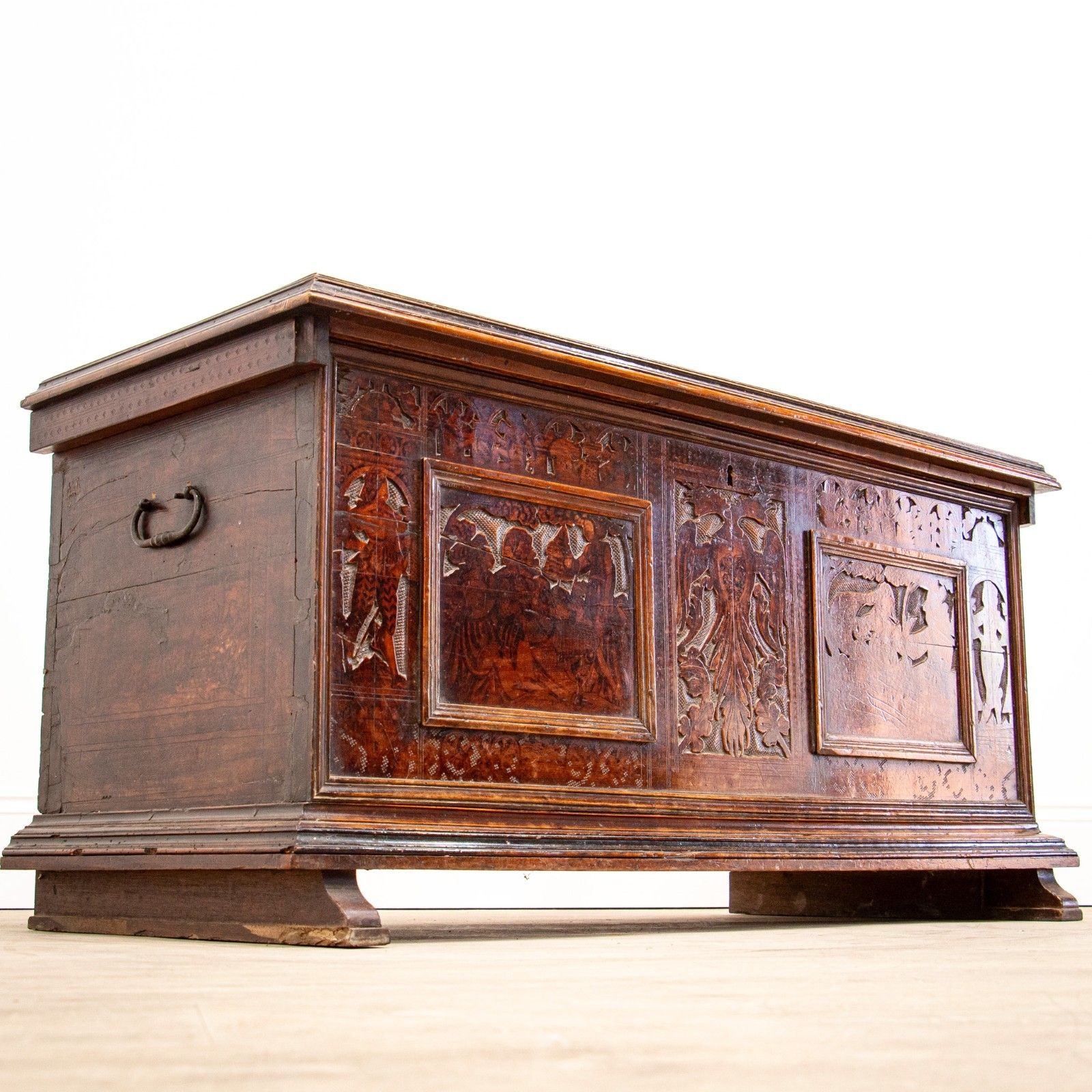 16th Century Walnut Pokerwork Coffer Or Marriage Chest photo 3500.0