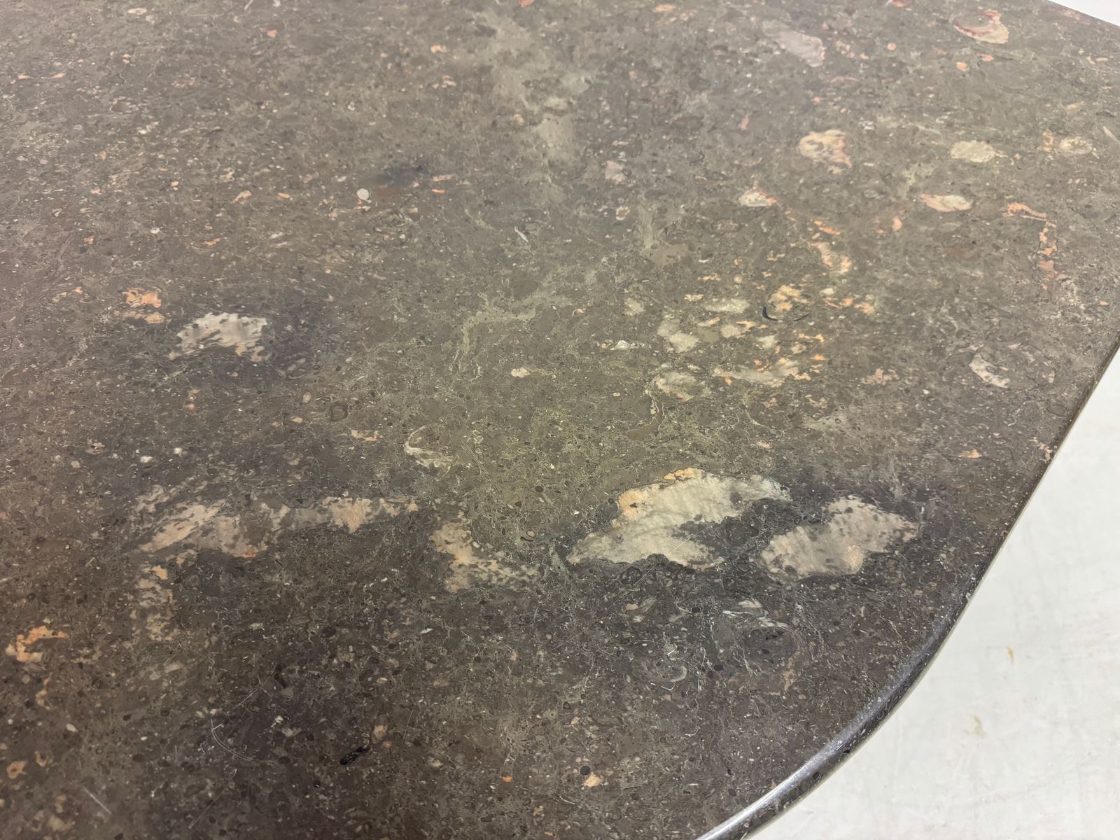 1980s Sculptural Eye Shaped Coffee Table In Fossil Marble photo 1395.0