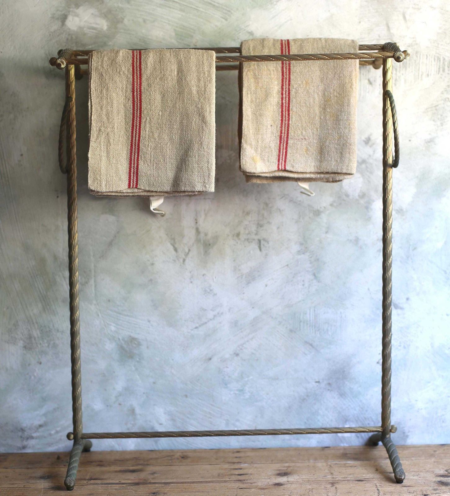 168.0 Antique Italian Gilt Rope Twist Towel Rail Stand Mid Century photo