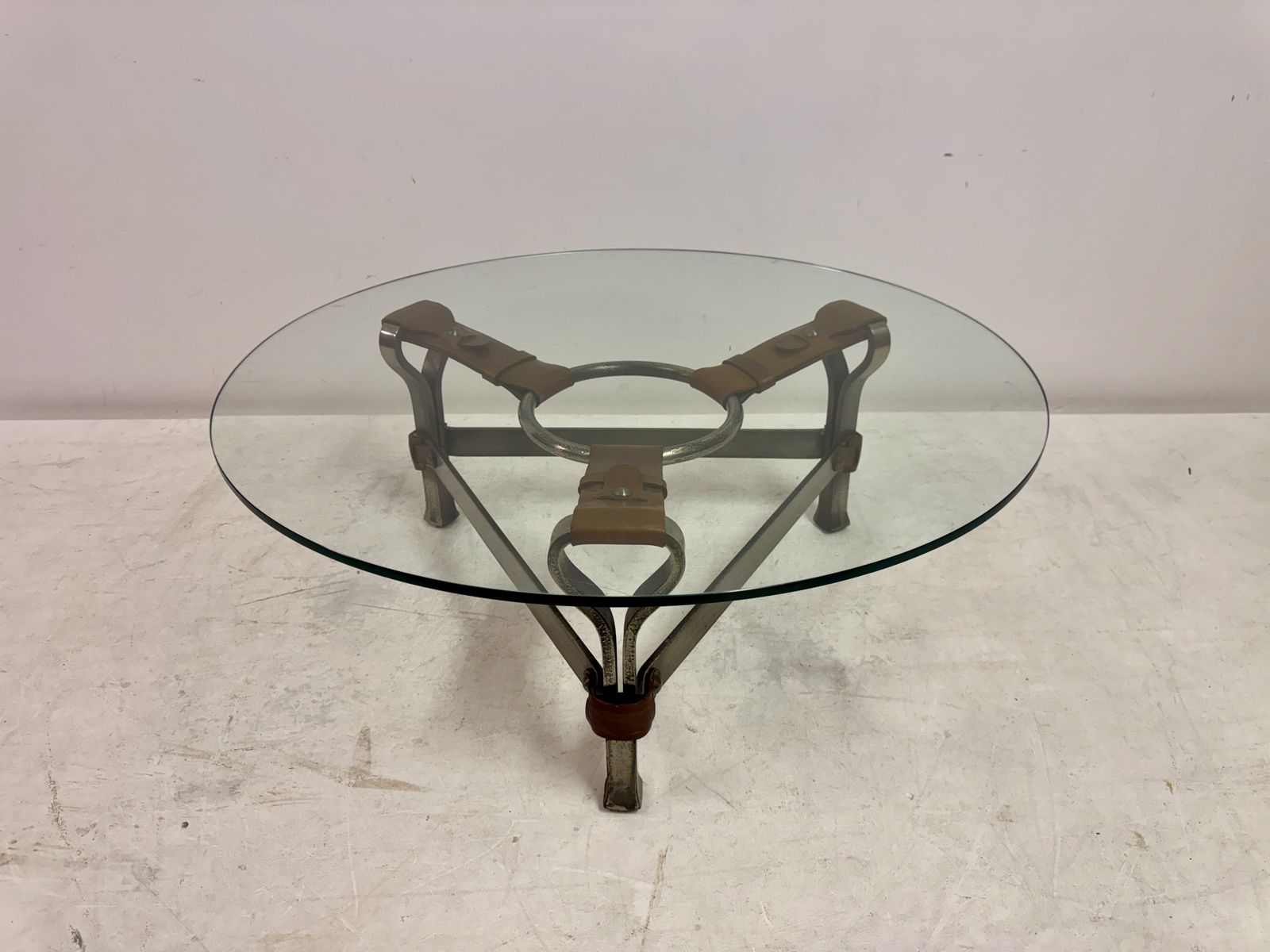 photo furniture 1960s Wrought Iron And Leather Coffee Table By Jean Pierre Ryckaert