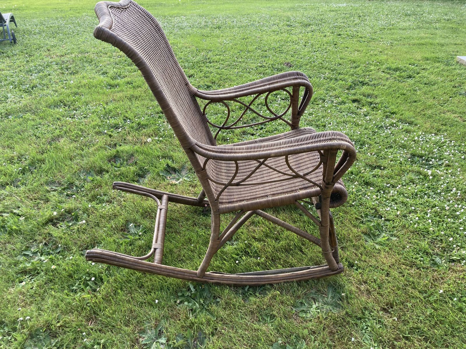 Former Rattan Rocking Chair Chair photo 277.0