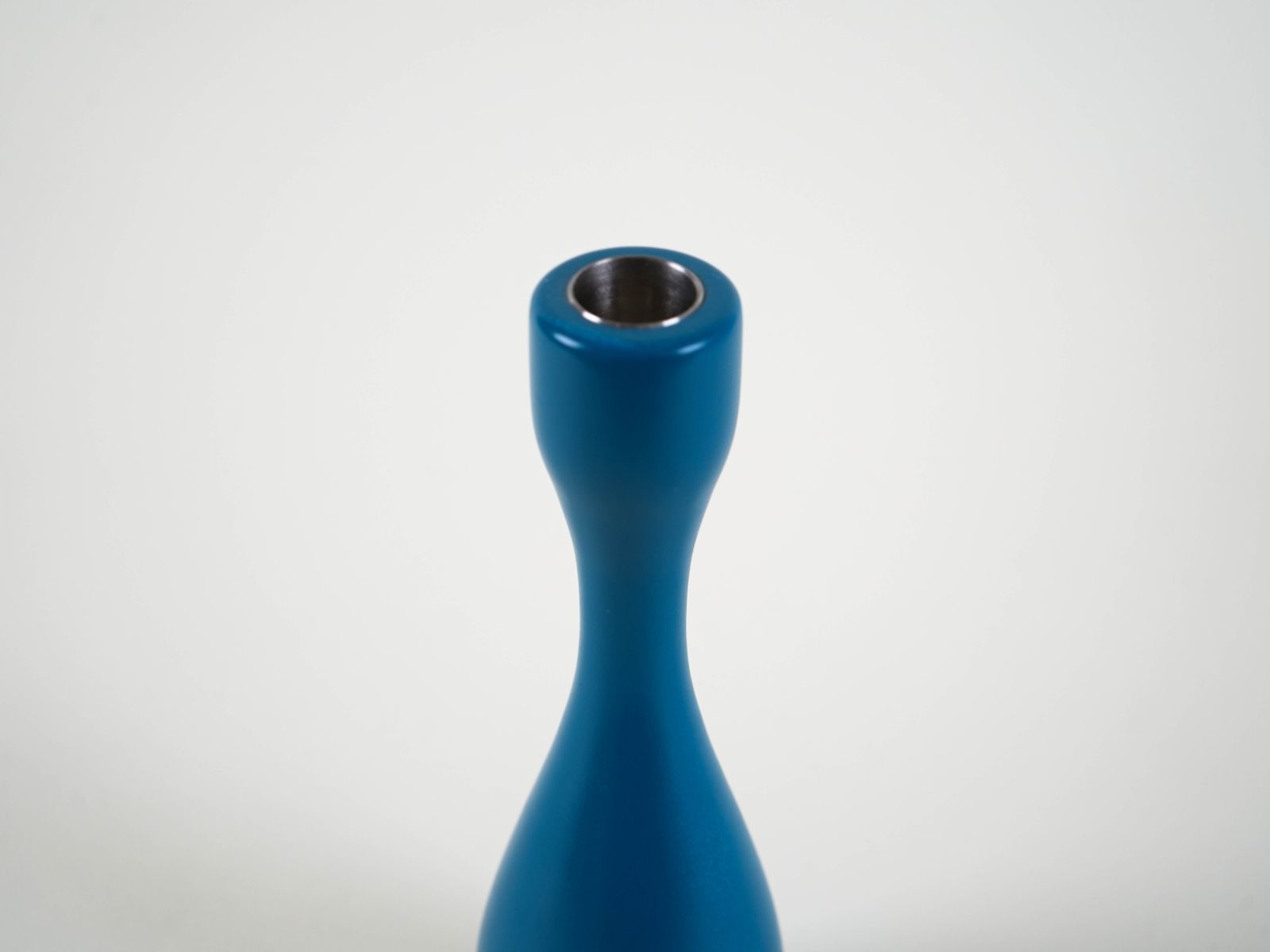Blauwe kandelaar, Deens design, jaren 1970, gemaakt in Denemarken photo vinterior