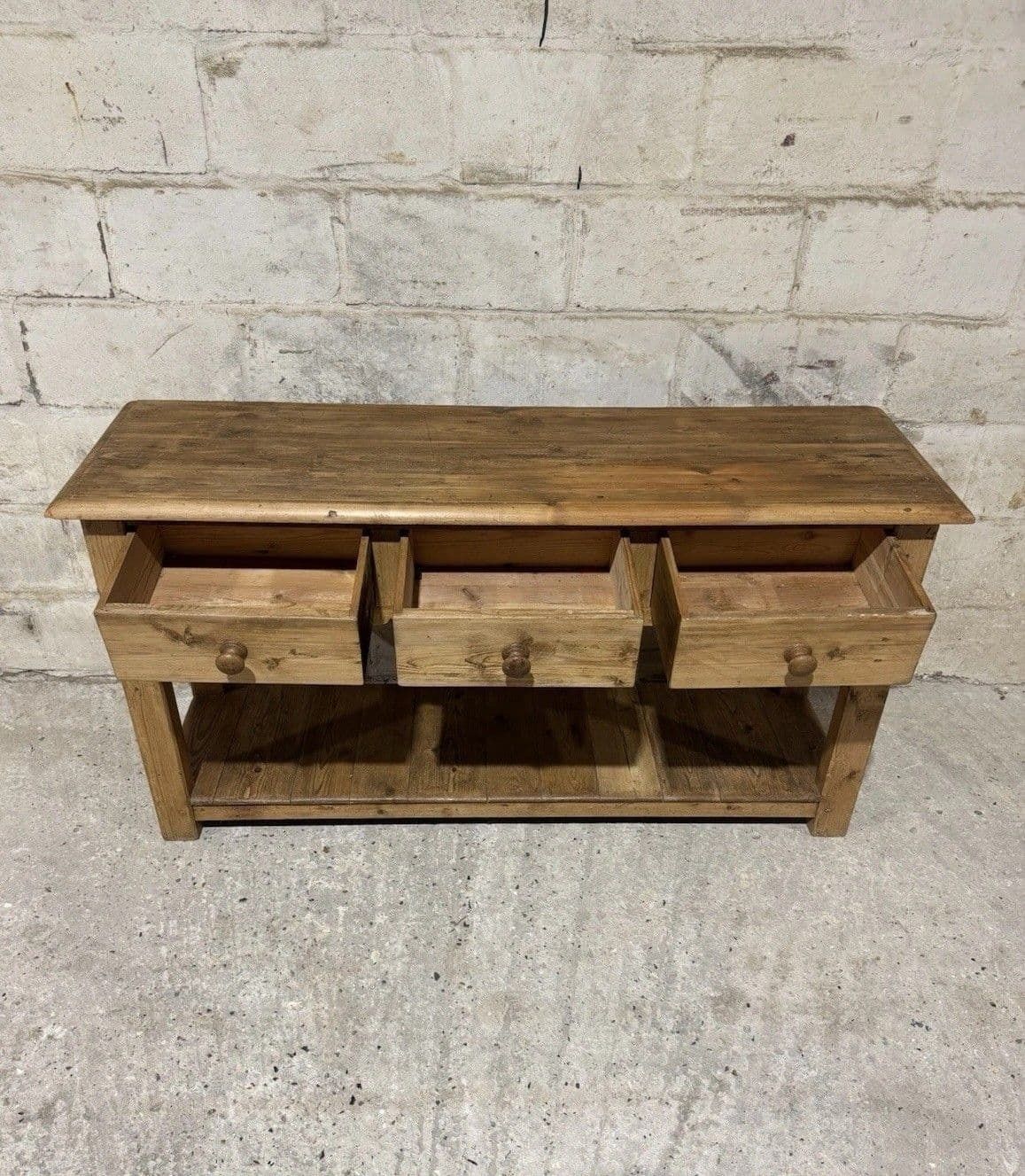 photo furniture Vintage Antique Style Solid Pine Sideboard Console Hall Side Table Pot Shelf