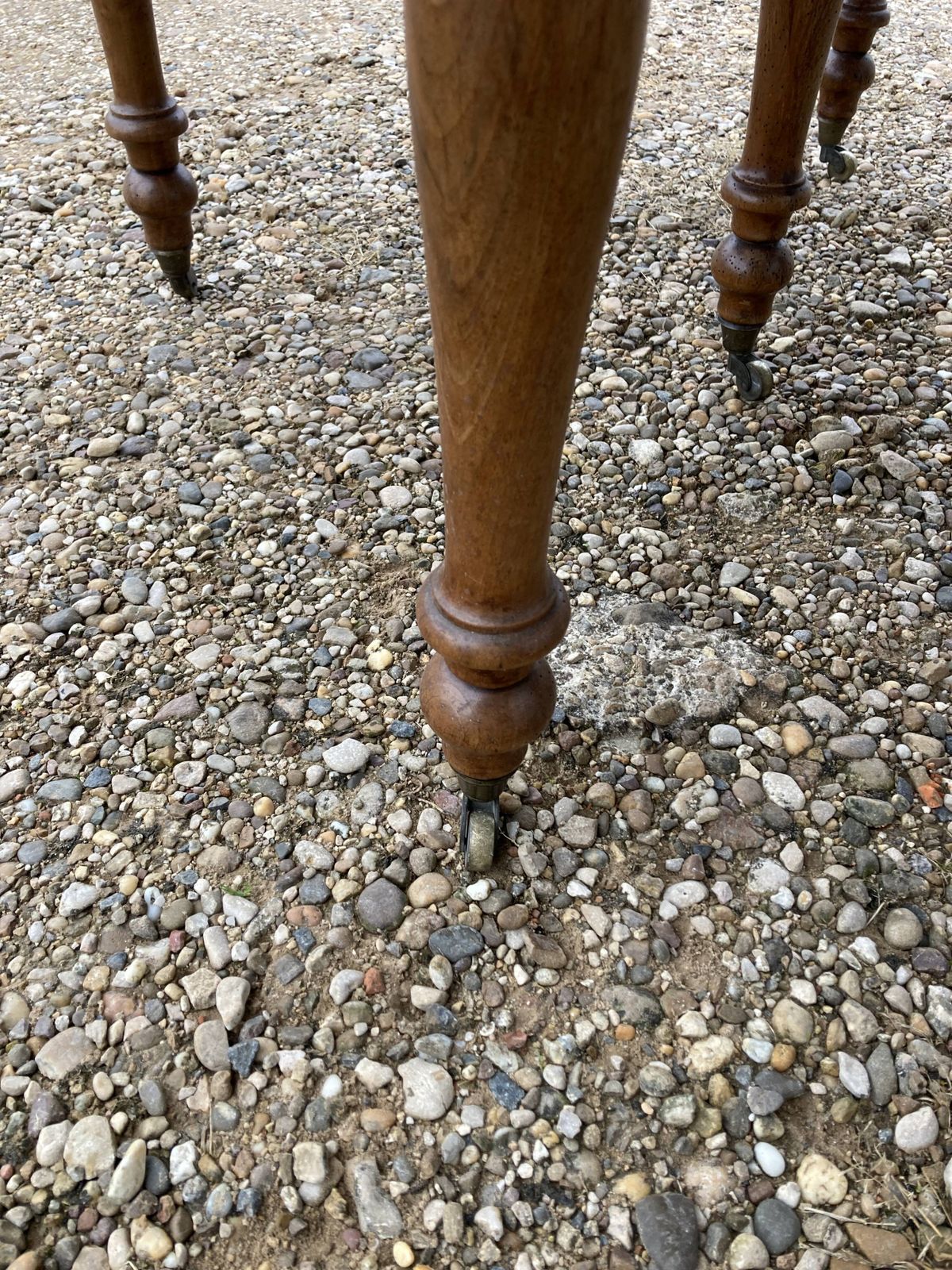 Page 1 Of 13 Round Walnut Table Of 130 Cm In Diameter. photo Furniture