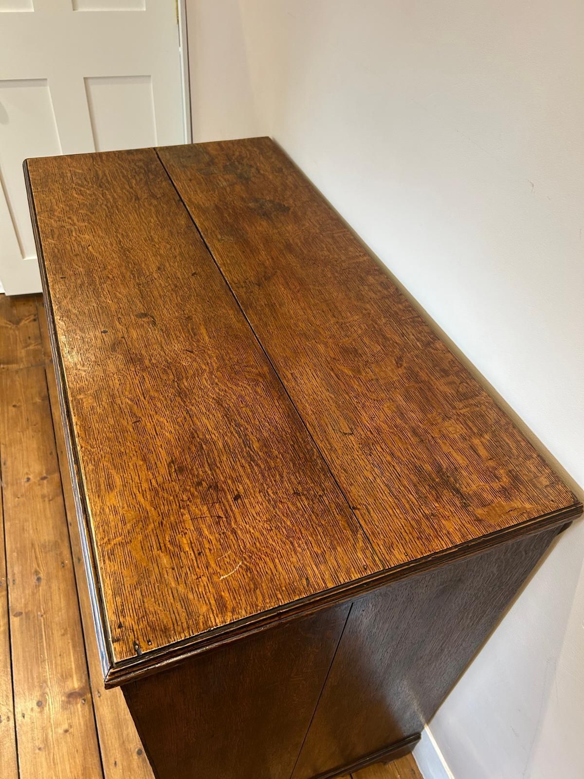 photo buy Antique Mahogany Chest Of Drawers