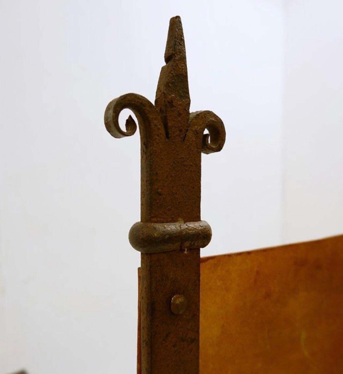 Brutalist Curule Armchair In Wrought Iron And Leather, Antique, 1950 photo vinterior