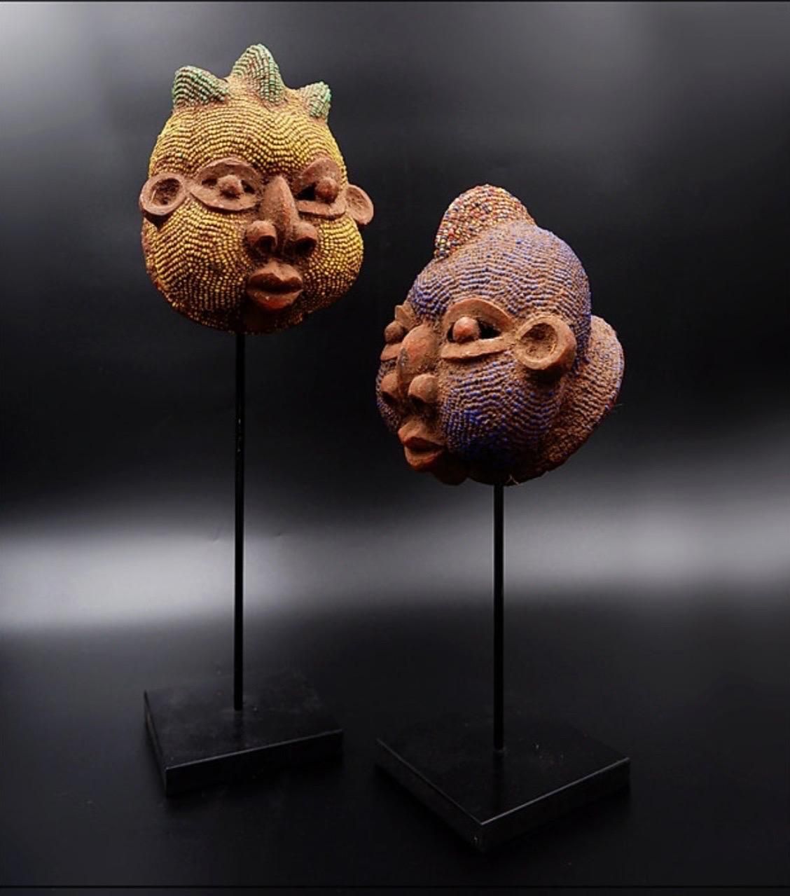 Pair Of African Terracotta And Pearl Heads, Late 20th Century Art photo vinterior