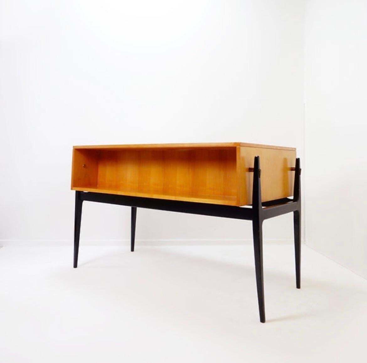 Alfred Hendrickx Style De Coene Desk, Beech Wood, Belgium, 1950 photo 3337.0