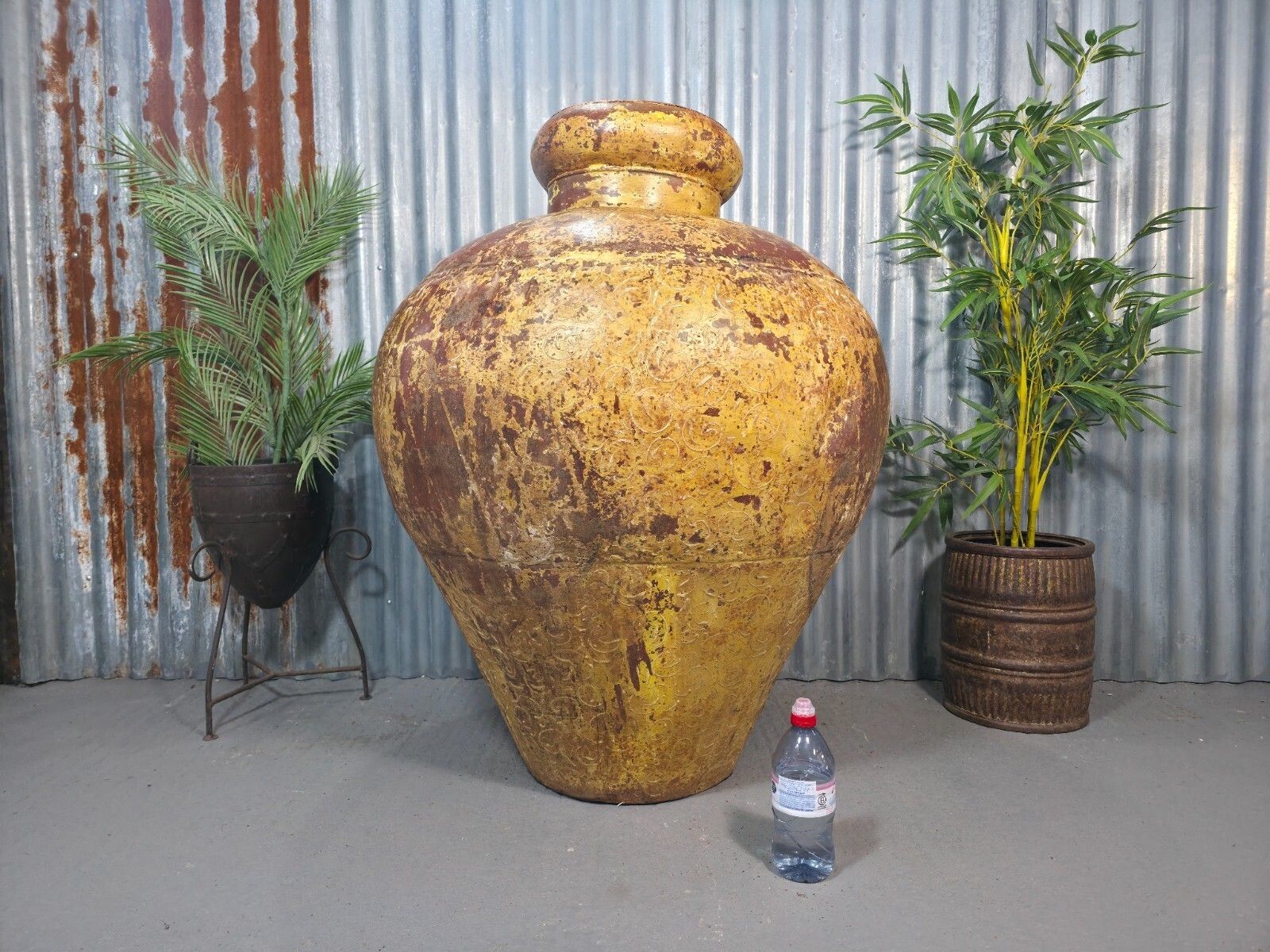 Giant Xl Unique Indian Hand Made Metal Water Carrier Vase Urn Water Feature