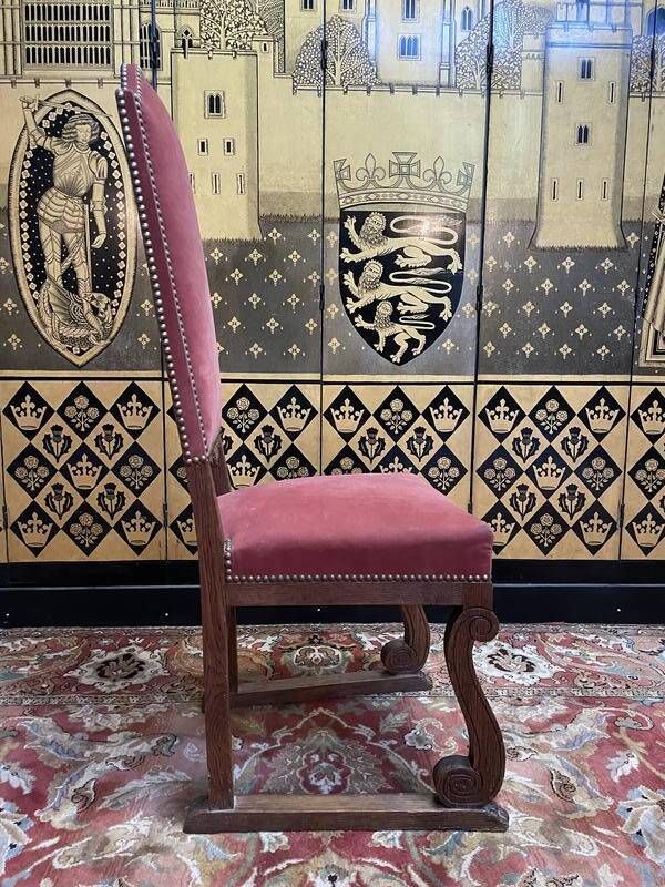 photo furniture Set Of 6 Renaissance   Louis XIII Chairs In Oak