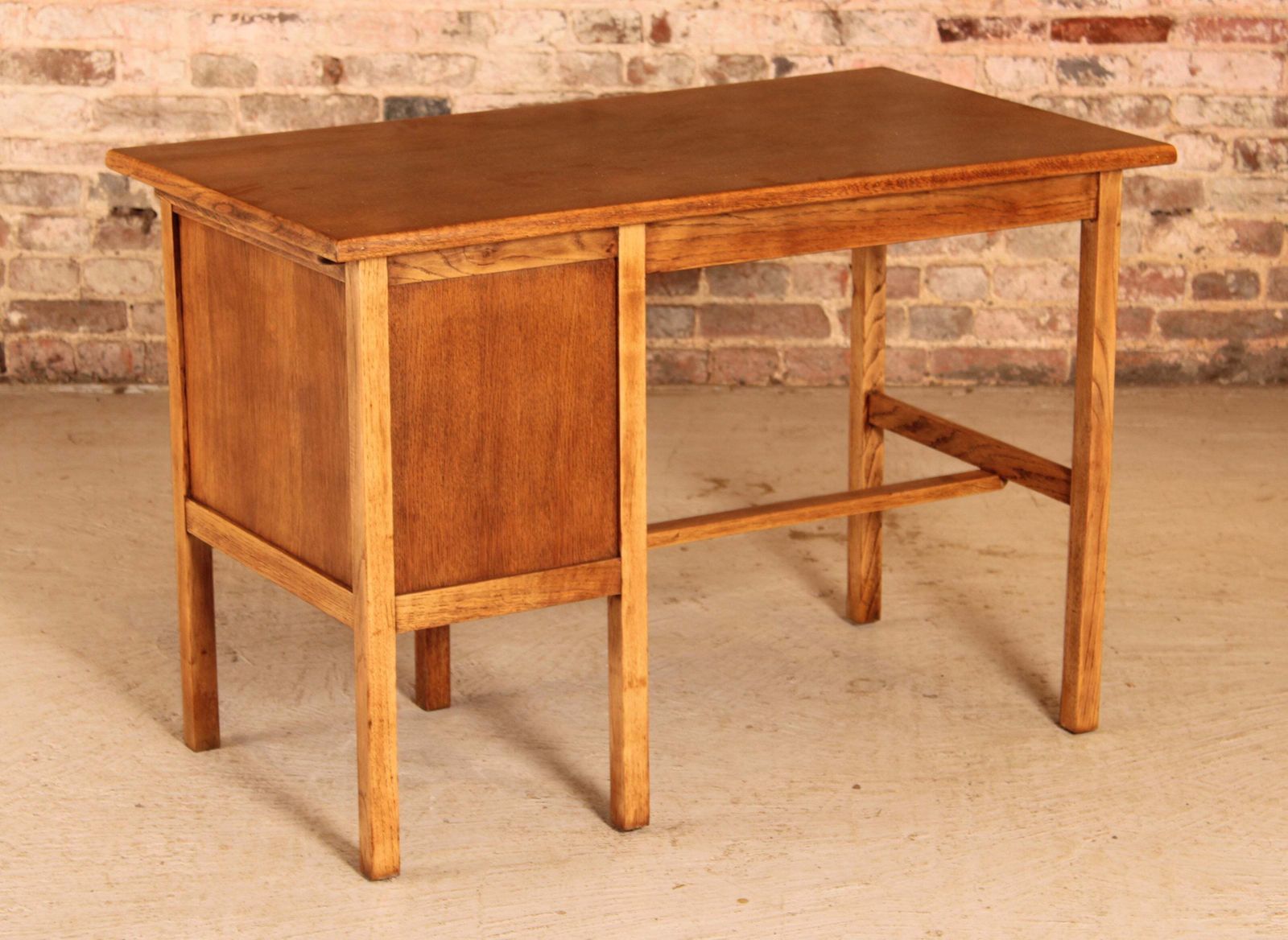 photo furniture Vintage Mid Century Oak Kneehole Desk With 3 Drawers, Circa 1960s