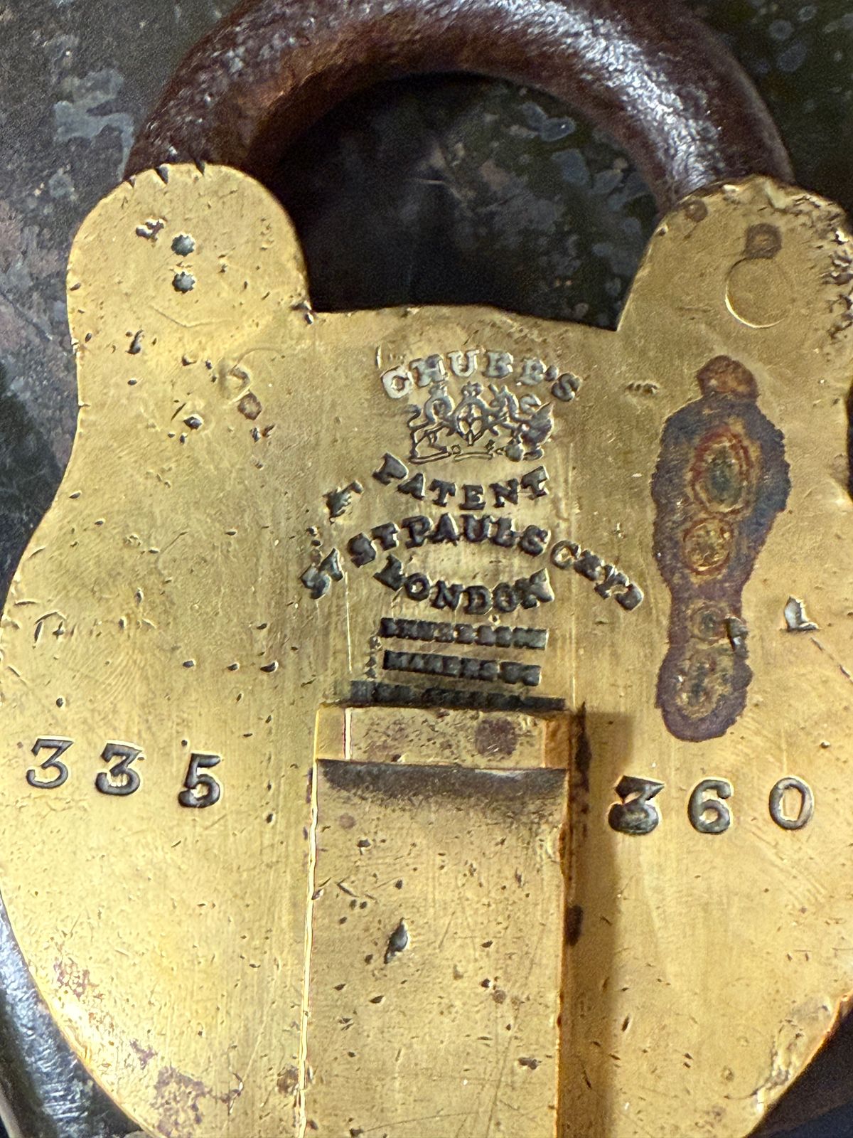 Brass Chubbs Of London St Paul’s Chyd Antique Padlock With Original Working Key photo 395.0