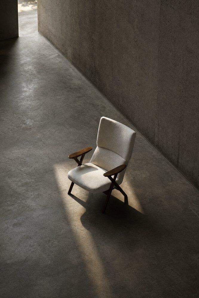 Mid-Century Noorse Modern Teakhouten Lounge Fauteuil met Witte Bouclé Bekleding, jaren 1960 photo 5852.0