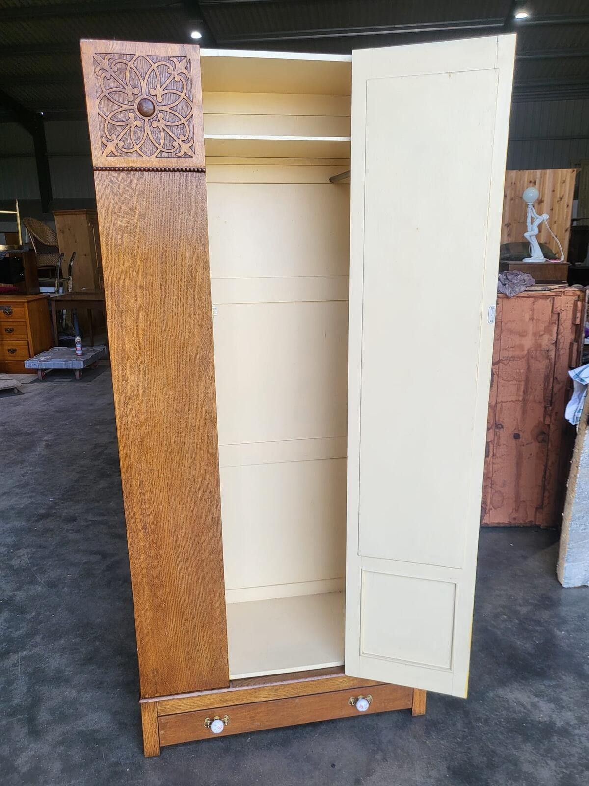 photo vintage Antique Art Nouveau Oak Single Mirrored Door Wardobe Drawer