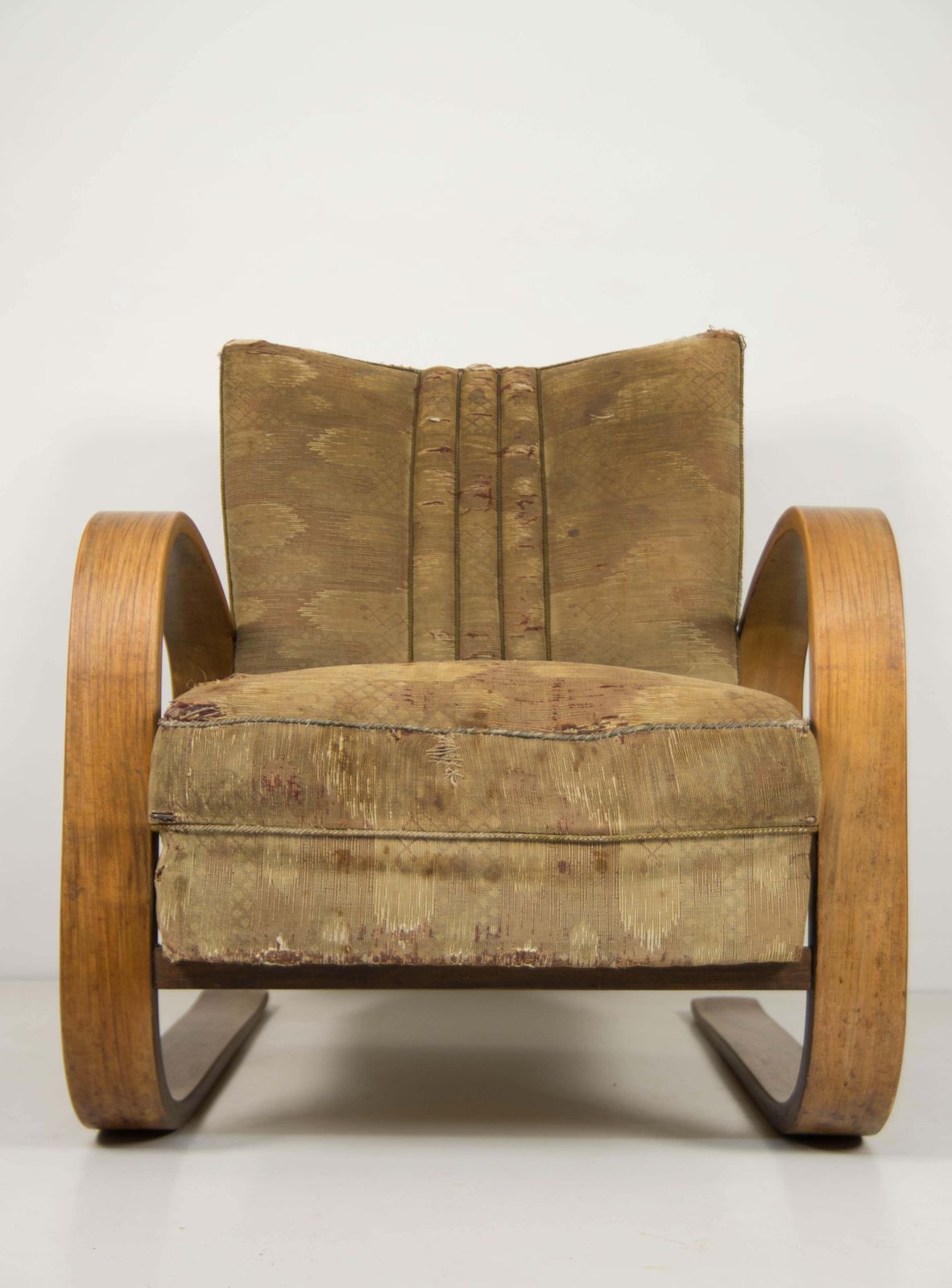 2583.0 Fauteuil Tank par Miroslav Navratil, bois courbé lamellé, années 1930 photo