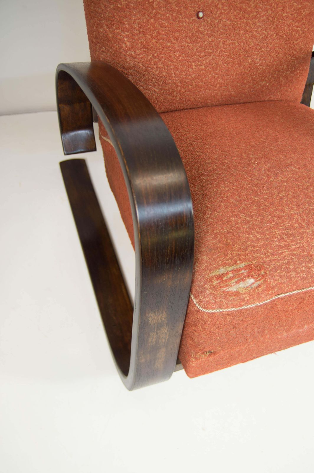 Zeldzame wingback bentwood tank fauteuil van Navratil, Tsjecho-Slowakije, jaren 1930 photo vinterior