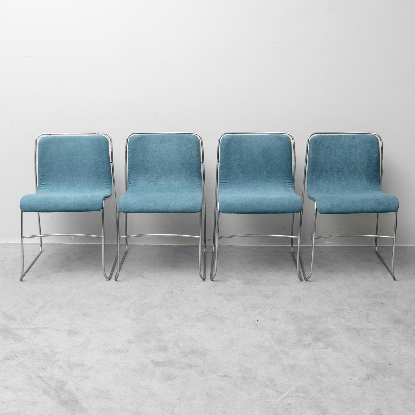 Set Of 4 Vintage Metal And Blue Fabric Chairs, 1970s Modern photo Furniture
