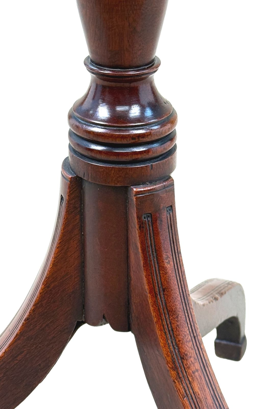 Georgian 18th Century Mahogany Circular Wine Table (England, Circa 1780) photo vinterior