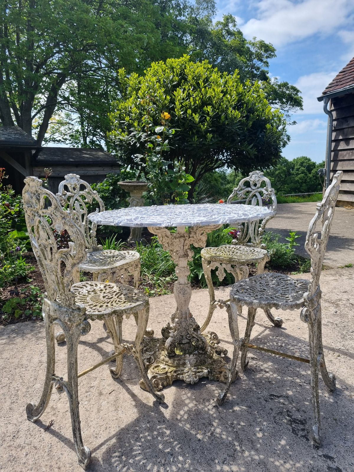 Four Elegant Victorian Cast Iron Garden Chairs C. 1880 photo furniture