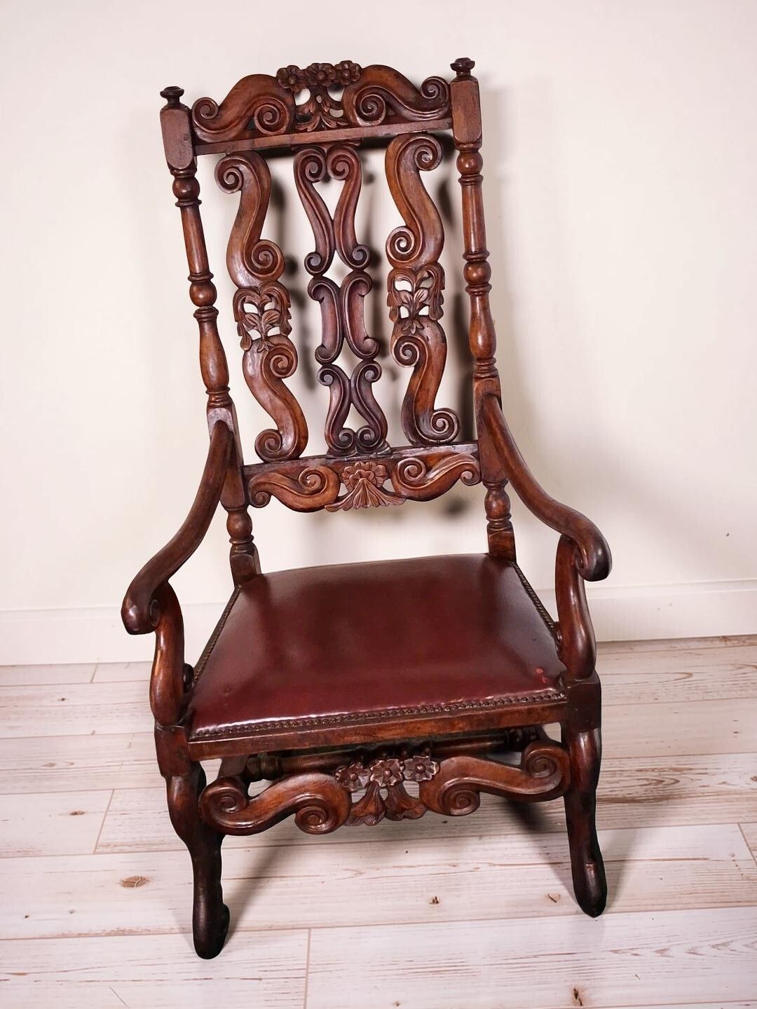 Early 19th Century Oak Carved Arm Chair Gorgeous For Display