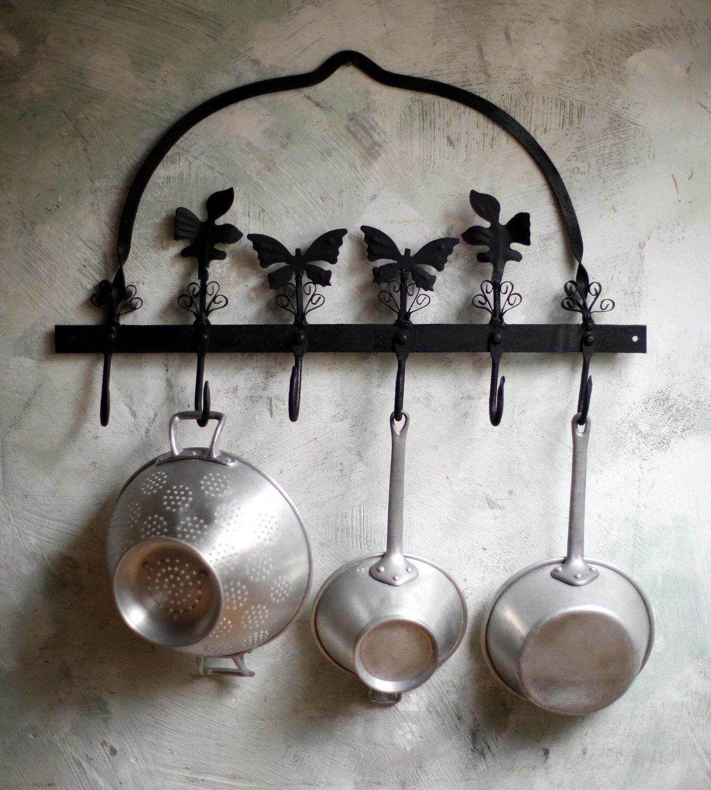 Antique Pan Rack Wall Mounted Pot Hanger Wrought Iron Hooks With Butterflies photo 161.0