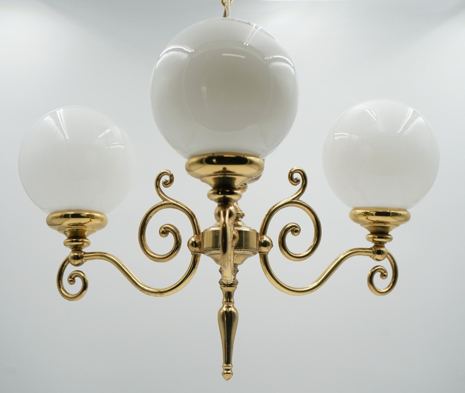 Lighting Vintage Art Deco Style Ceiling Chandelier Three Arm Pendant (2/2) photo