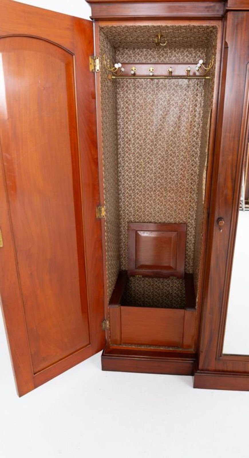 Victorian Gentlemans Wardrobe Mahogany Closet Period Antique 1860. photo 1995.0