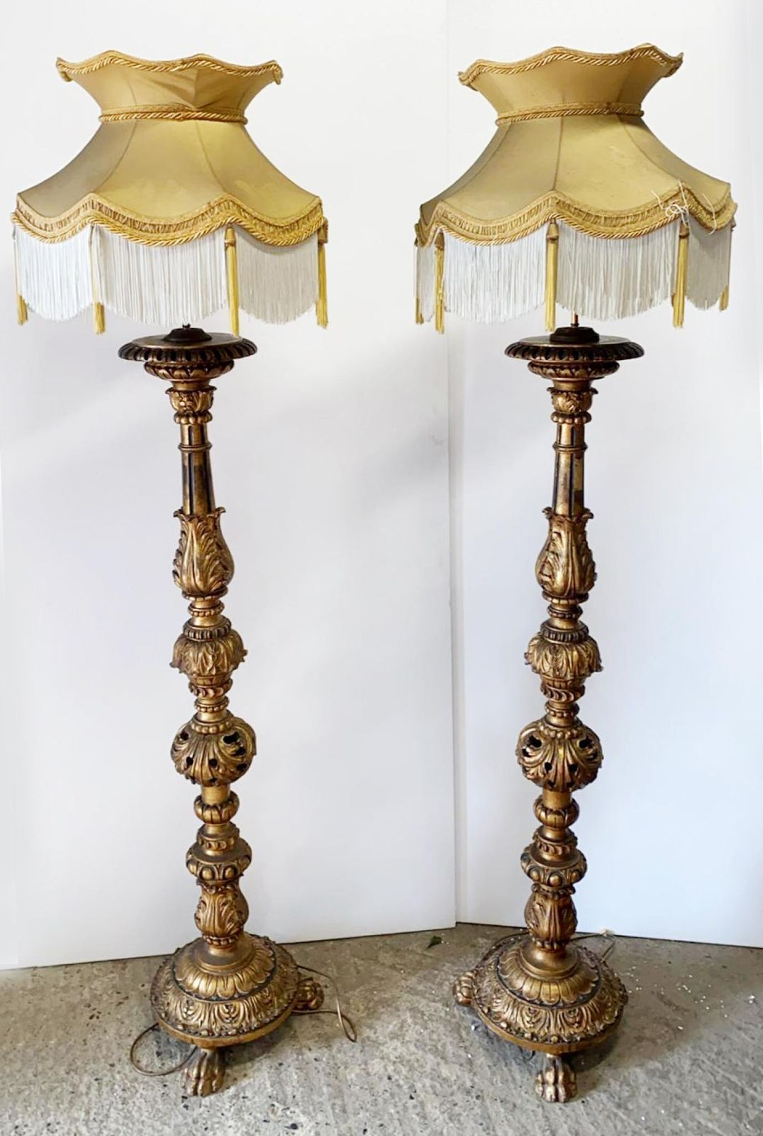 Pair Florentine Lamps Floor Light Carved Giltwood Baroque.