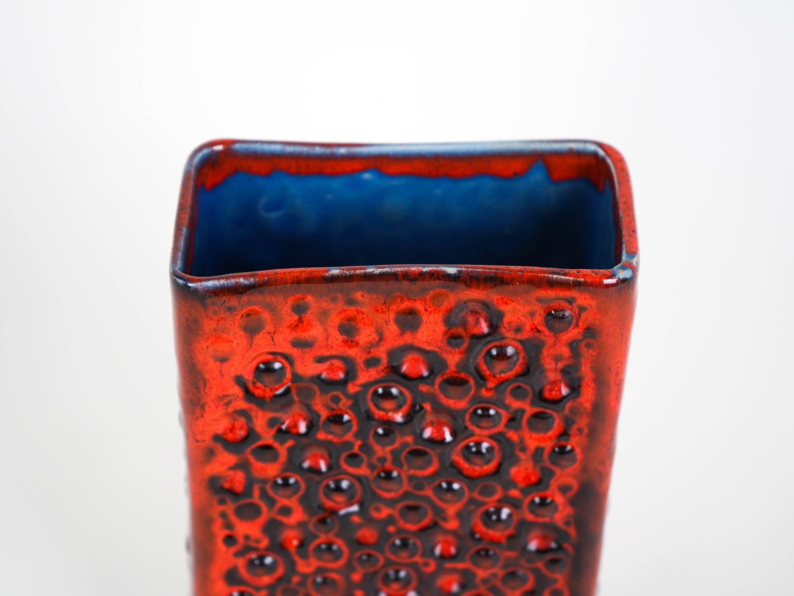 Vase rouge Fat Lava, design allemand, années 1960, fabriqué en Allemagne de l'Ouest photo 329.0