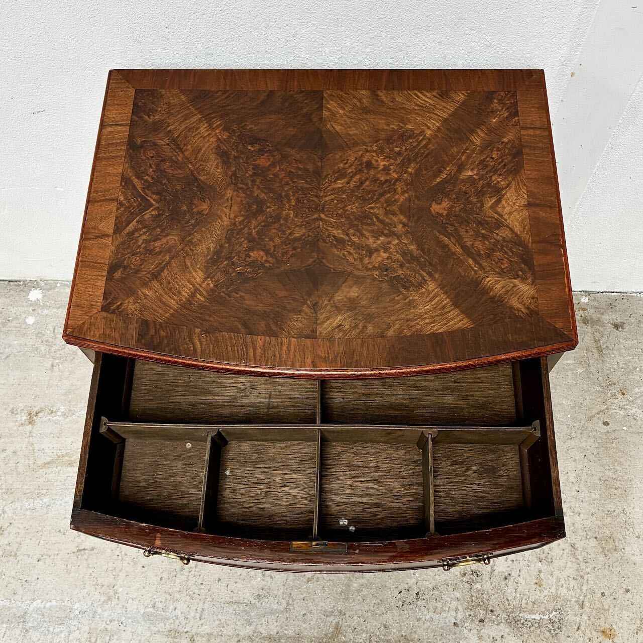 Georgian Style Chest Of Drawers photo Furniture