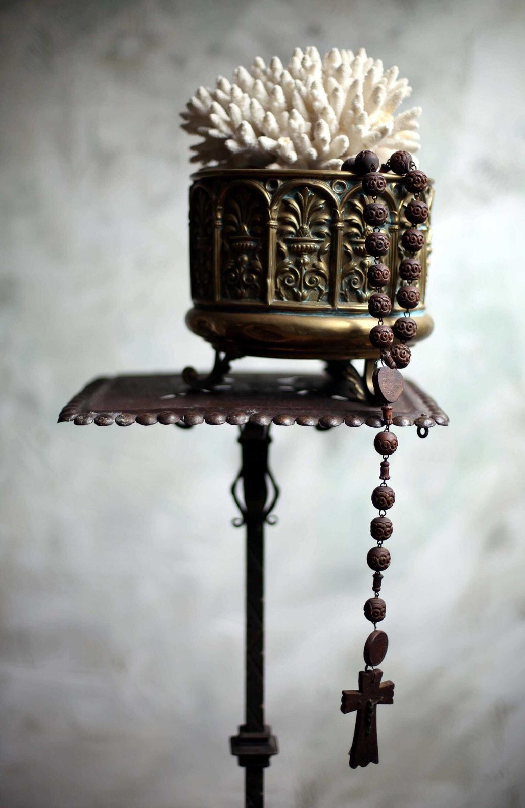 Antique French Jardiniere Brass Repousse Table Centerpiece Round Cache Pot Napoleon III 1800s photo furniture