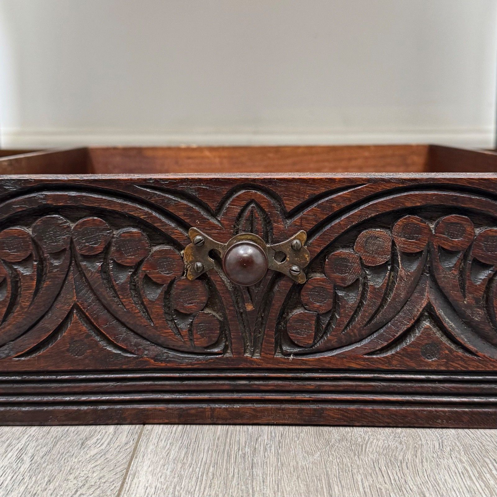 625.0 Antique 19th Century Carved Victorian Chest On Stand In Oak ( Af 5799 ) photo