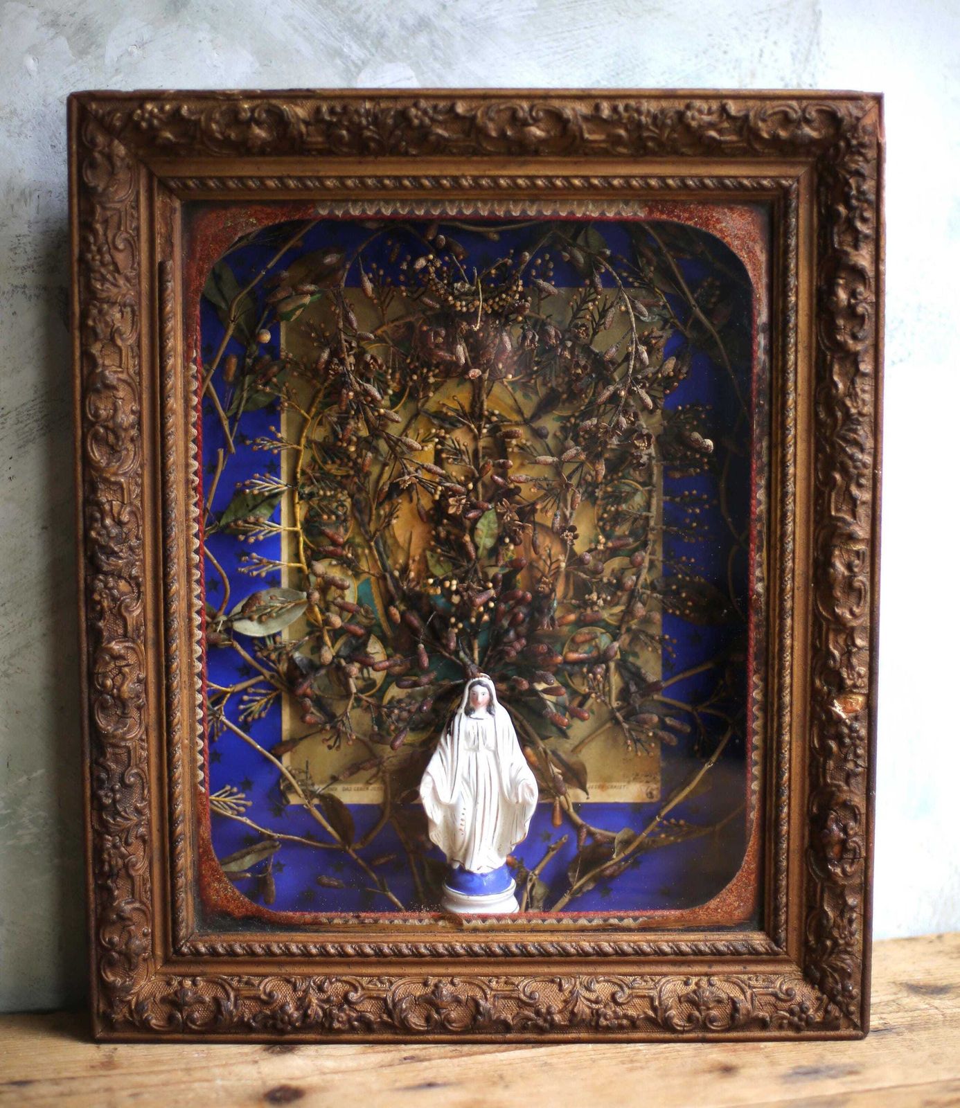 Antique French Framed Madonna Porcelain Virgin Mary Statue In A Glass Case Reliquary Display Box photo vinterior