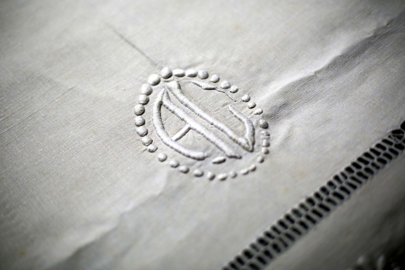 Large Antique French Bed Sheet White Metis Monogrammed Homespun Hand Embroidered Loomed Fabric Ac Double photo Textiles