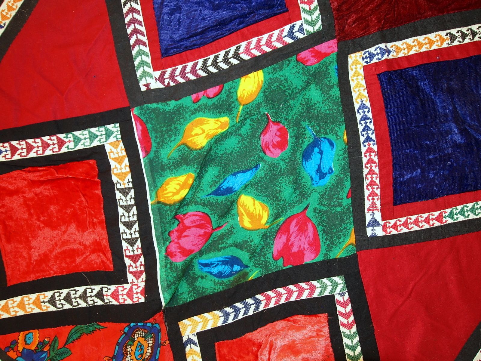 photo furniture Handmade Vintage Uzbek Suzani Patchwork Textile — 4'3" × 7'5" — 1960s