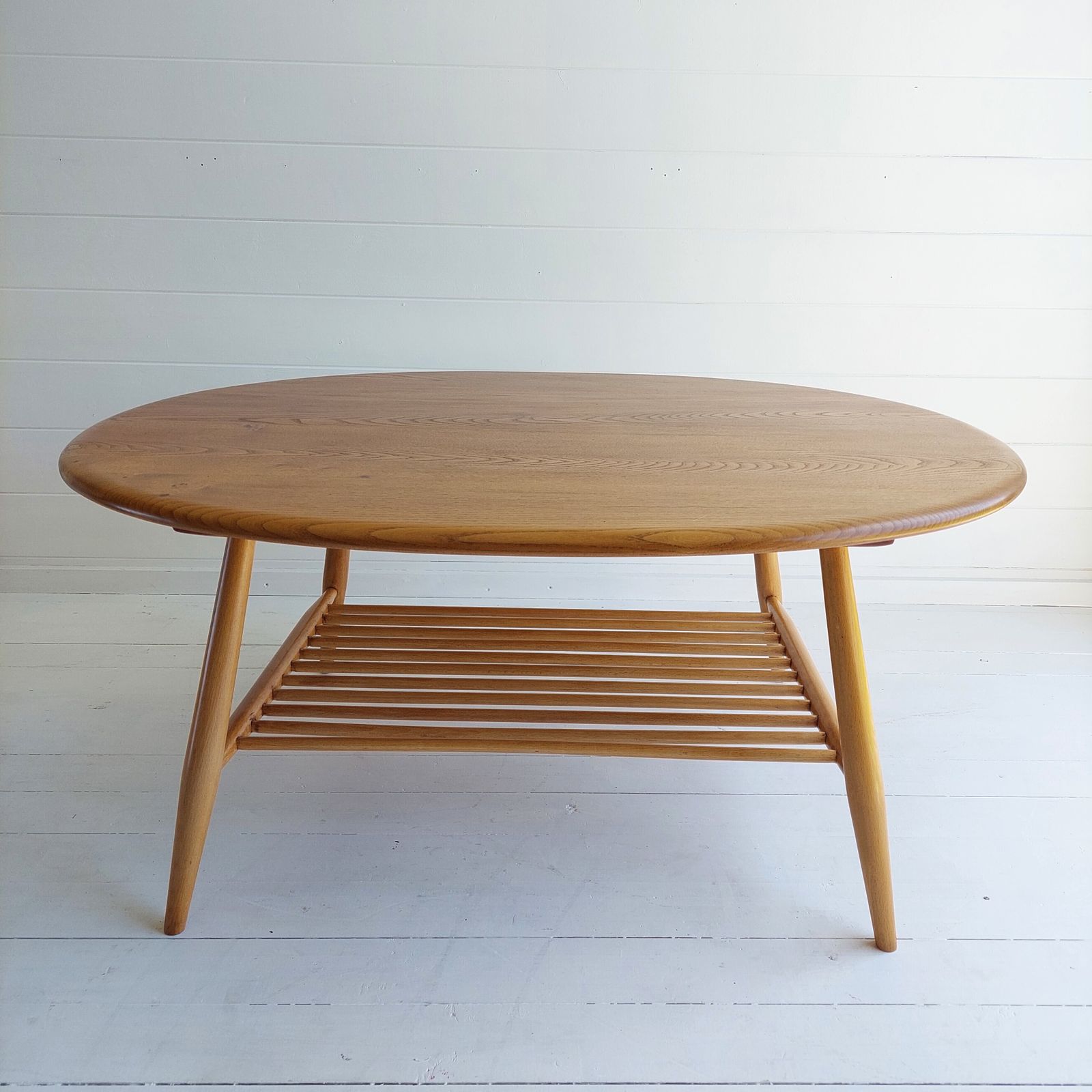 Mid Century Ercol 454 Coffee Table Vintage Oval Windsor Table By Lucian Ercolani  60s Restored photo 515.0