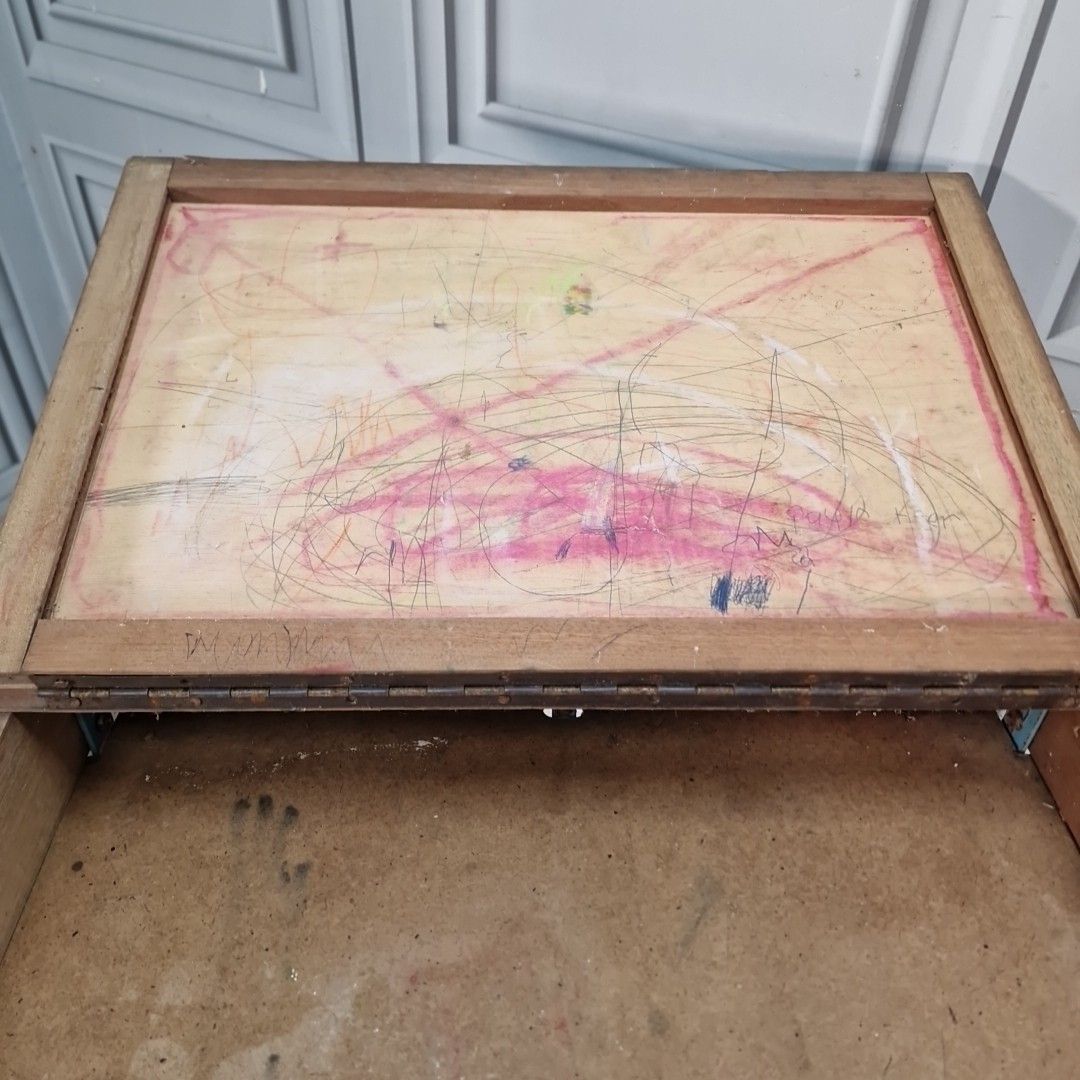 photo furniture Vintage Folding School Desk Metal Frame Wooden Top Children's Writing Table