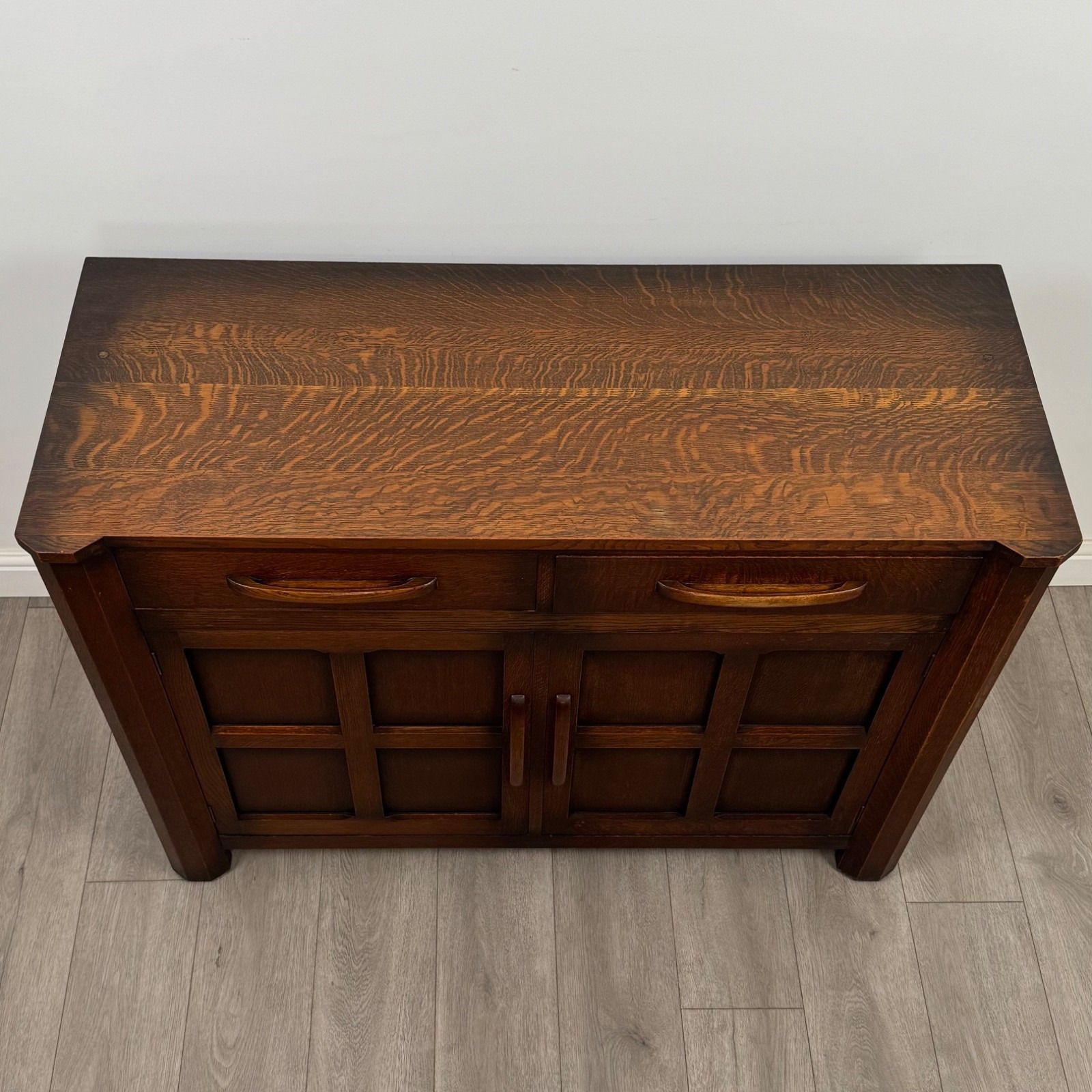 photo for sale Antique 20th Century Arts And Crafts Style Sideboard In Oak ( Af 5331 )